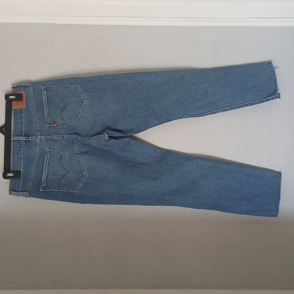 Levi's 724 High Rise Straight Women's Distressed Blue Jeans Size 31 - Picture 2 of 6